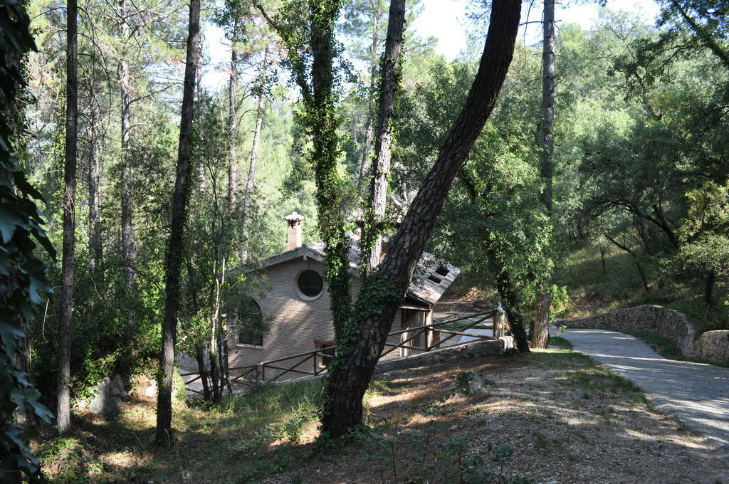 Casa Rural Ermita Santa Maria De La Sierra Villa Arroyo Frio Ruang foto